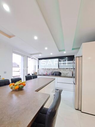  Maison à vendre 8 pièces 194 m²