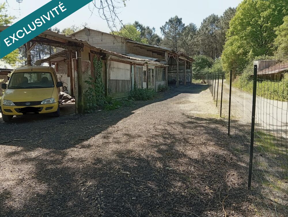 Bâtiments de 425m2, et terrain de 9663m2