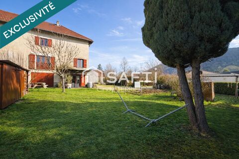   Maison au centre du village Maison - 6 pi�ce(s) - 180 m�