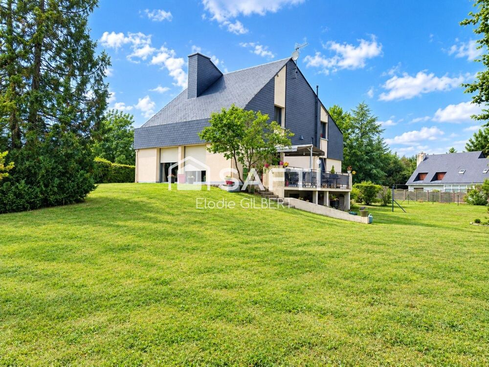 Maison d'architecte 167 m² sur 8000 m² arborés