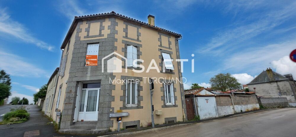 Vente Maison Maison d'habitation à rénover 110m², 3 chambres 730m² de terrain + dépendances. Saint-marsault