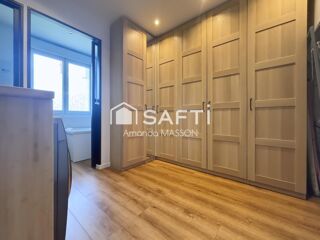  Maison � vendre 8 pi�ces 222 m�