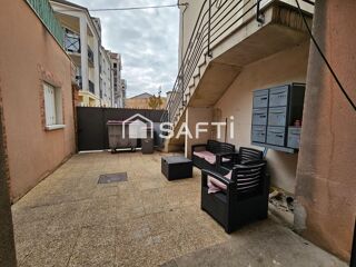  Immeuble  vendre 330 m