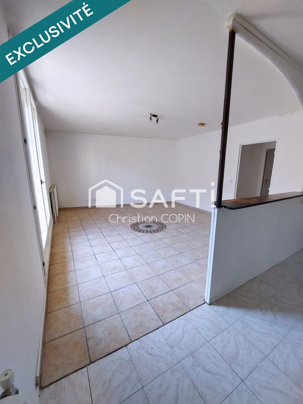 Vente Appartement APPARTEMENT T3 RÉNOVÉ  64m2+PLACES PARKINGS+CAVE Toulon