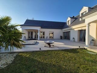 Maison à vendre 15 + pièces 471 m²