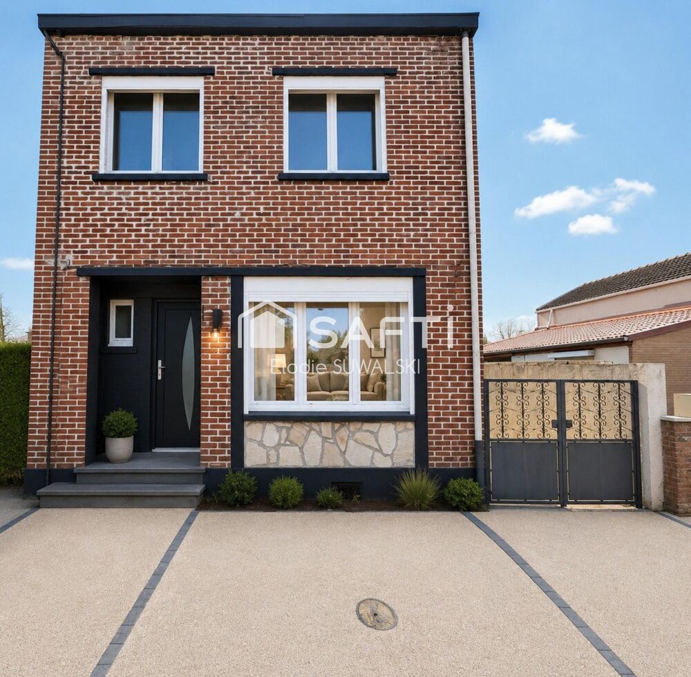 Maison idéale primo-accédant, beau potentiel!
