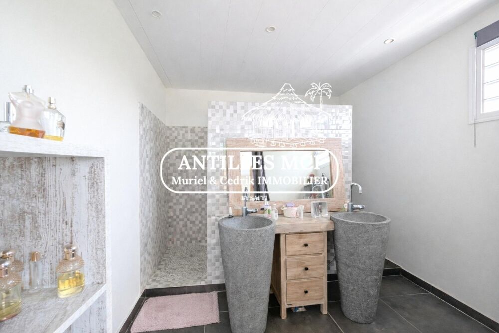 � vendre  Maison Sainte-Luce (97228)