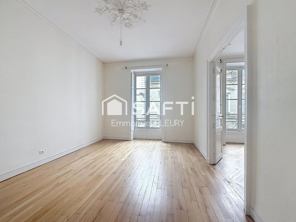 Vente Appartement Lumineux appartement haussmannien de 109 m² à 10 min de la Place Royale Nantes
