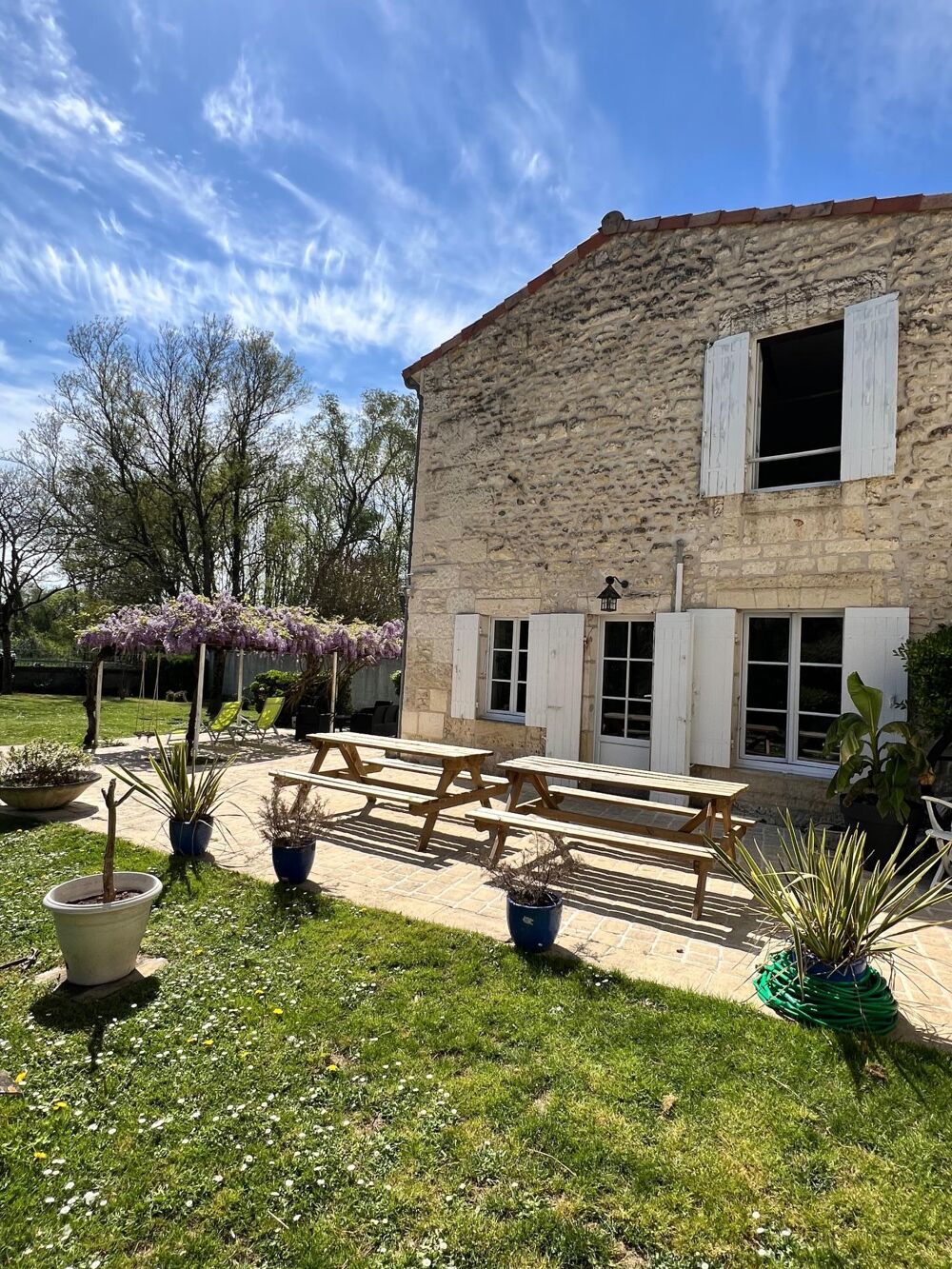 Vente Maison Très belle propriété d'environ 246 m2 à Chaniers. Chaniers