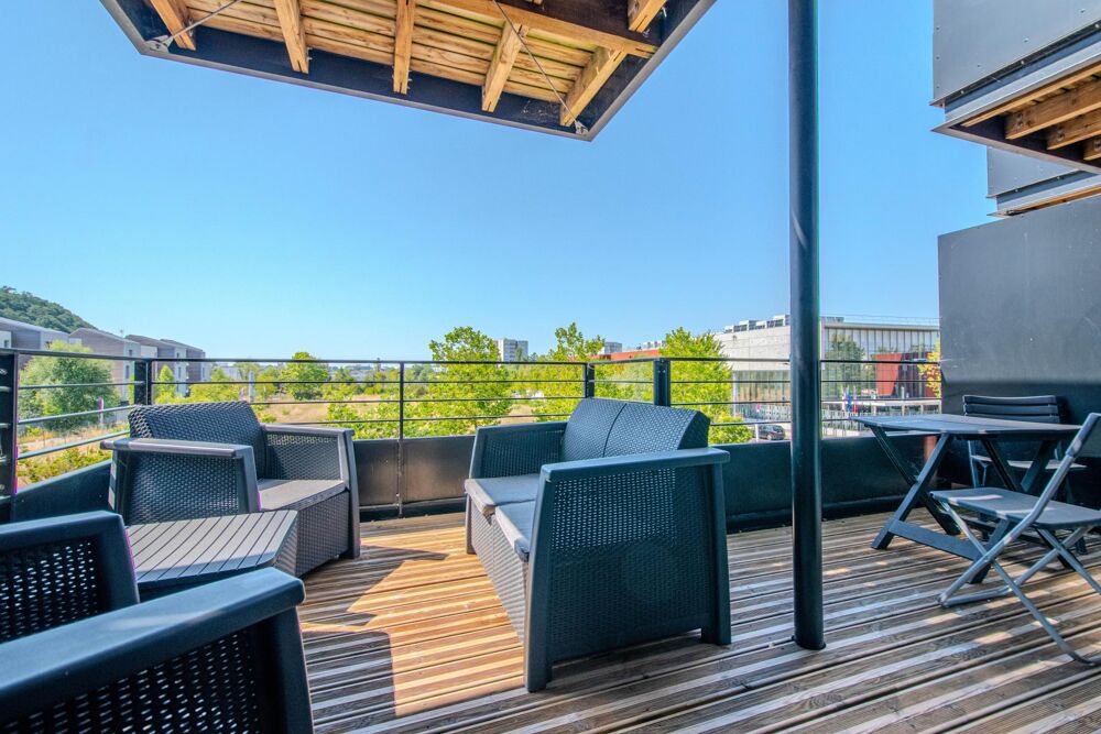 Vente Appartement APPARTEMENT 3 CHAMBRES, 2 PARKINGS, 2 TERRASSES Floirac