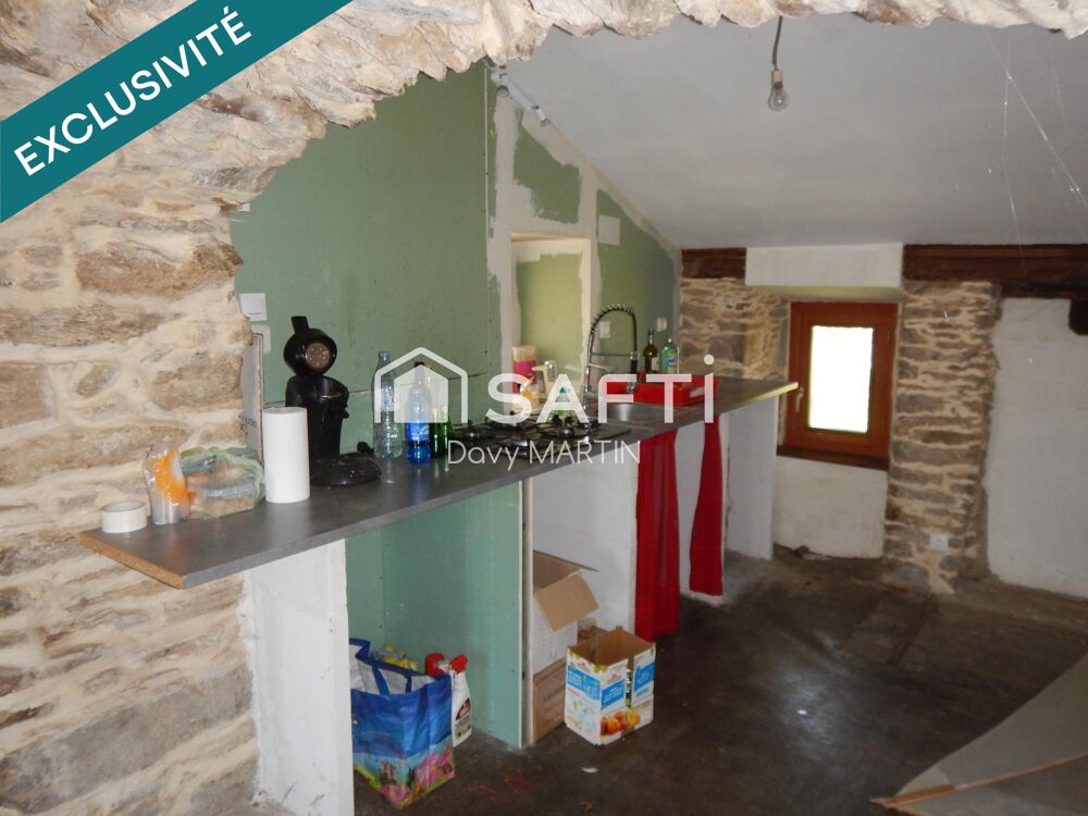 Vente Maison Corps de ferme avec une habitation de 165 m², sa grange et ses dépendances. Ledergues