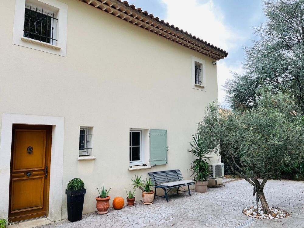 � vendre  Maison Rochefort-du-Gard (30650)