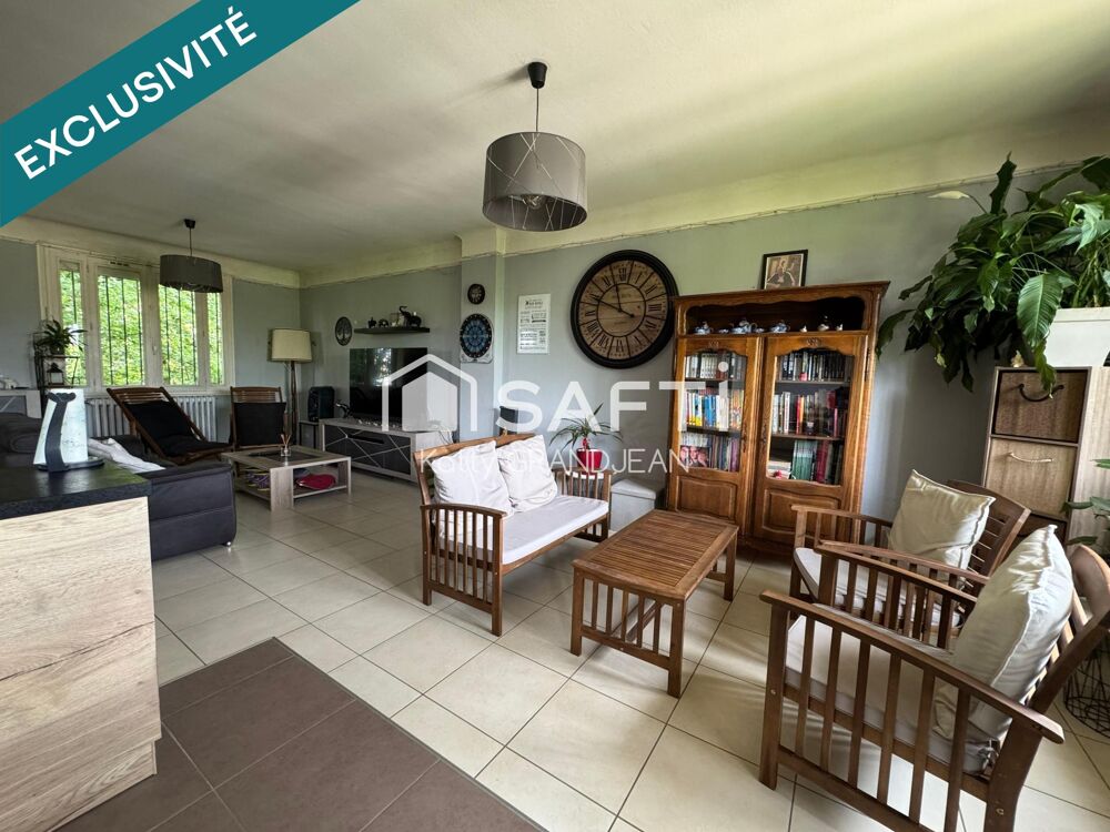 Vente Maison Maison à Péronnas 173 m² sur un terrain de 993 m² Peronnas