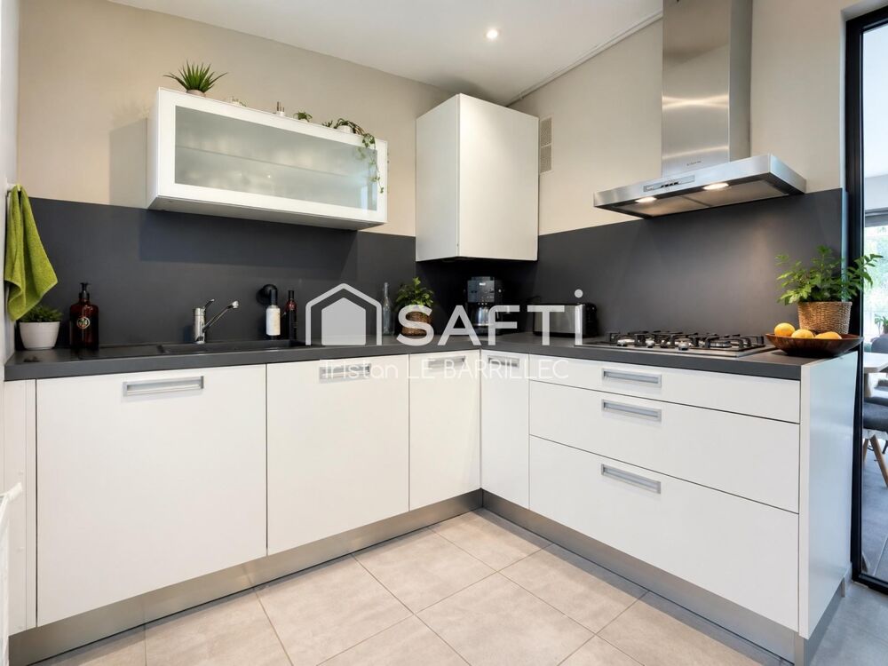 Vente Appartement Appartement rénové avec balcon-terrasse Nimes