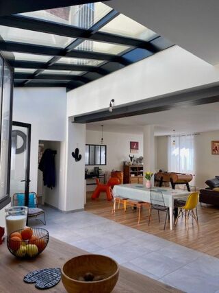  Maison � vendre 7 pi�ces 300 m�