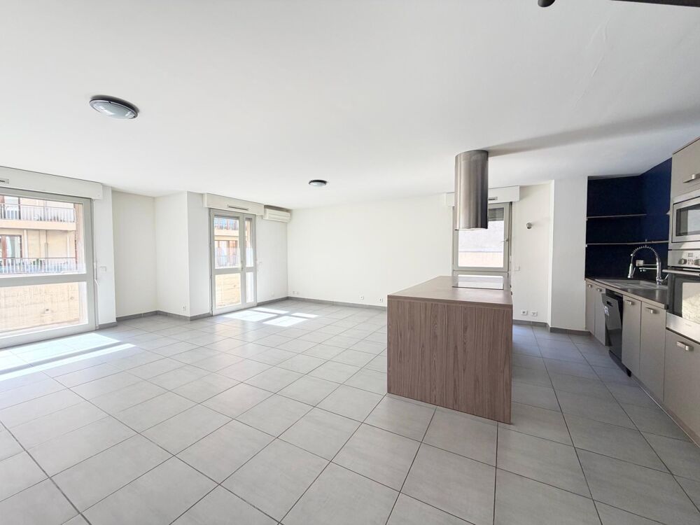 Vente Appartement Appartement 110m2, 3 Ch, balcon et parking! Avignon