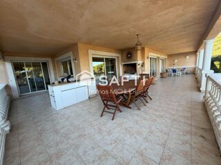  Maison à vendre 10 pièces 378 m²