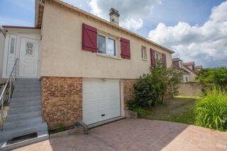  Maison à vendre 8 pièces 135 m²