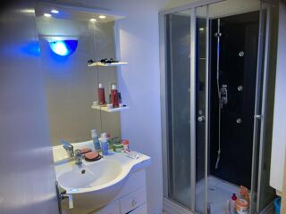  Immeuble � vendre 160 m�