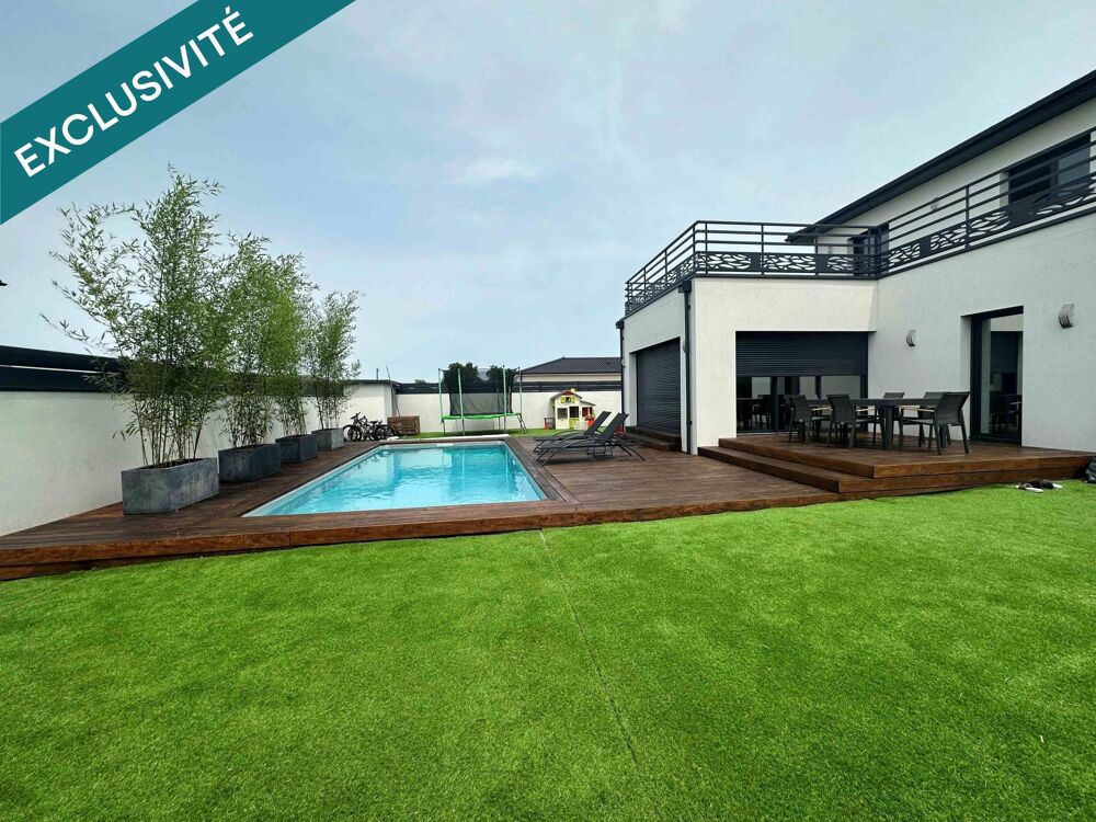 Vente Maison Ambarés et Lagrave - maison moderne de 160m2 avec 4 chambres, garage, piscine - parcelle de 850 m2 Ambares-et-lagrave