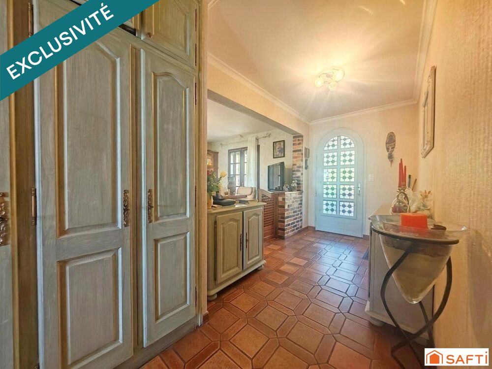 Rare sur Coulanges la Vineuse : Ensemble immobilier avec piscine avec plusieurs investissements locatifs