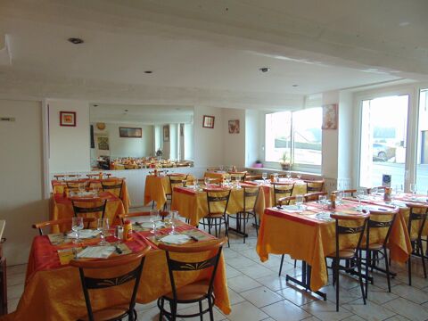 Fonds de commerce Bar/Restaurant, 164 m&sup2;, avec logement, proximit&eacute; imm&eacute;diate de Flers 88000 61100 Flers