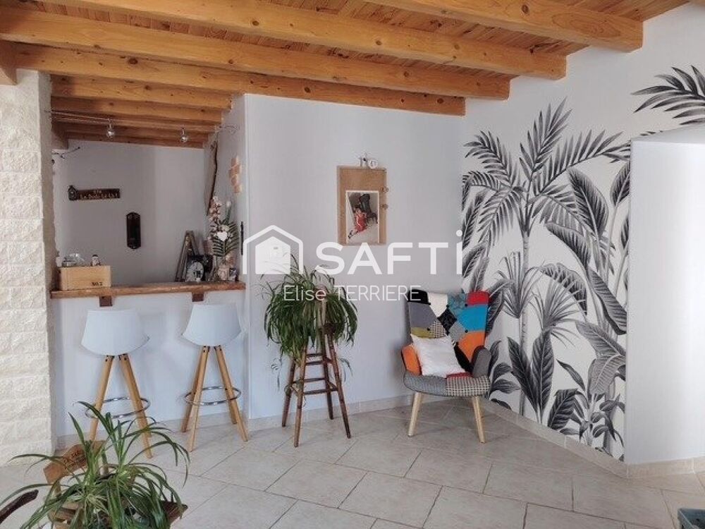 Maison 3 pièces 110 m² · à Le Douhet · 110 m² · 175 300 €