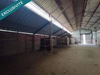  Immeuble � vendre 325 m�