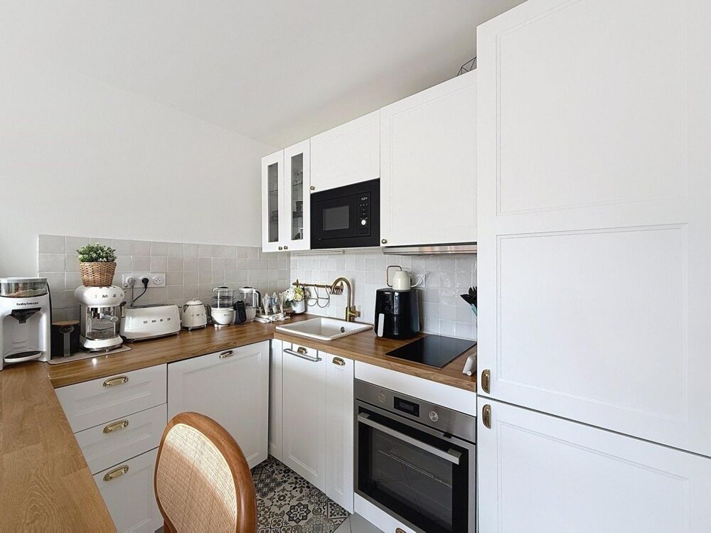 Vente Appartement APPARTEMENT 2/3 PIECES AVEC TERRASSE ET PARKING Saint-raphael