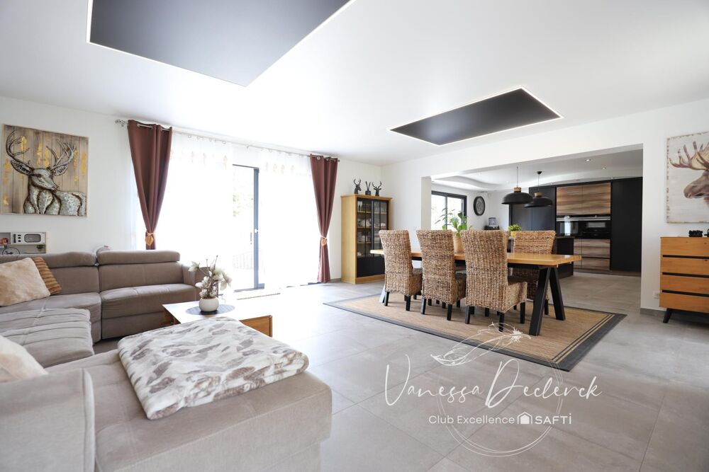 Maison contemporaine 4 chambres avec piscine et double garage
