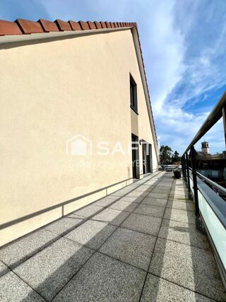  Appartement  vendre 4 pices 121 m