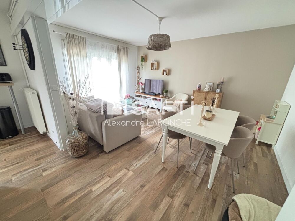 Vente Maison Maison mitoyenne, deux chambres, avec petit ext�rieur. Bonnebosq