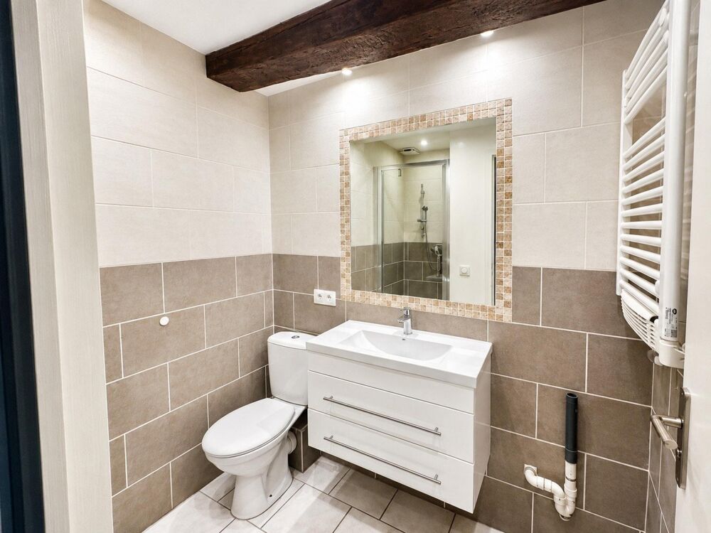 APPARTEMENT LUMINEUX - 2 PIECES avec VUE DEGAGEE
