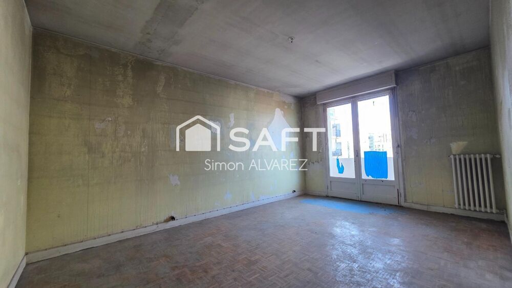 Vente Appartement Appartement 80m² à rénover - 3ème étage avec balcon et cave - Métro Palais de Justice Toulouse