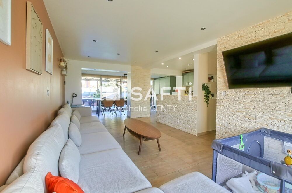 Vente Maison MAISON SEMI-MITOYENNE AVEC JARDIN ET GARAGE DANS QUARTIER RECHERCHÉ DE GRANDE SYNTHE Grande-synthe
