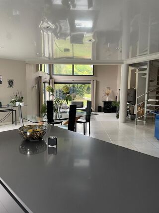  Maison à vendre 11 pièces 300 m²