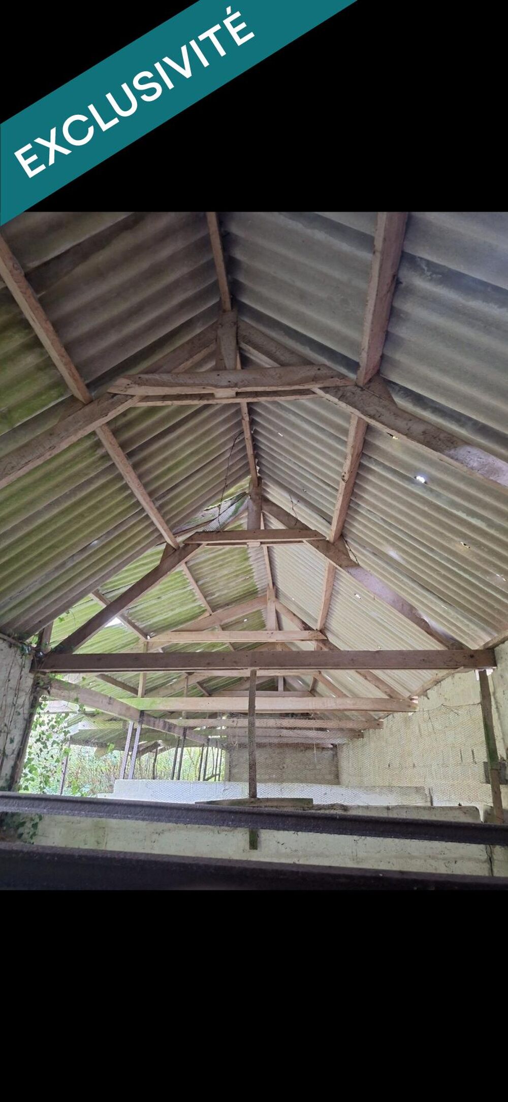 Vente Terrain Terrain constructible, b�timents et d�pendances. Embry