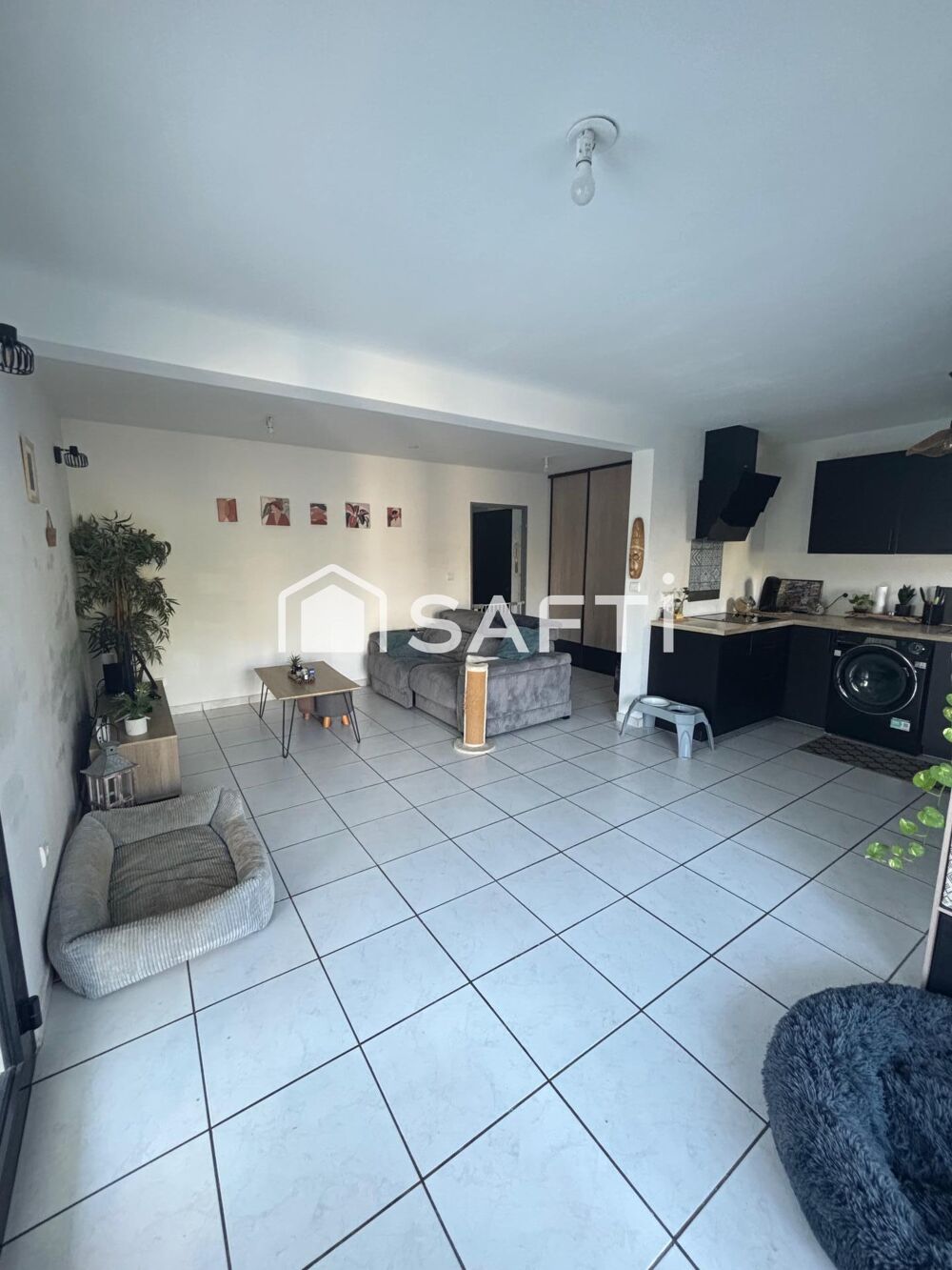 Vente Maison Villa R+1 avec jardin et piscine à St-François Saint-denis