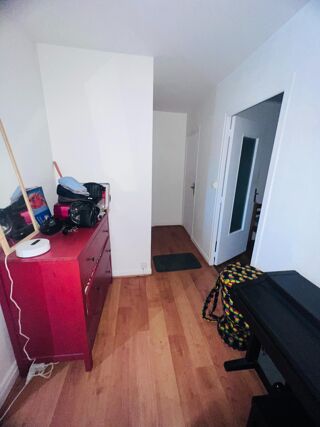  Appartement à louer 3 pièces 64 m²