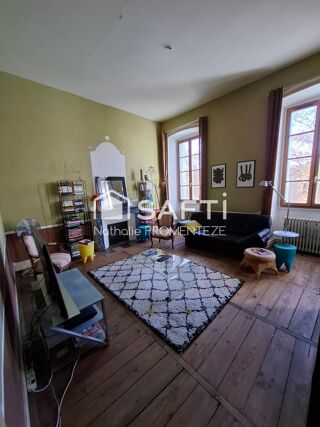  Appartement à vendre 7 pièces 144 m²
