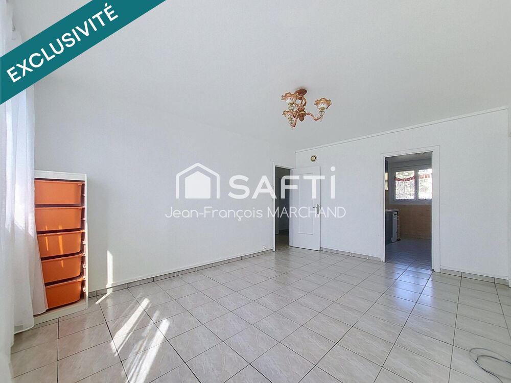 Vente Appartement A 12 minutes à pied de la gare RER de Poissy - T4 - 69m2 - 3 chambres - Cave Poissy