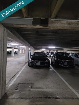  Parking / Garage  vendre 15 m