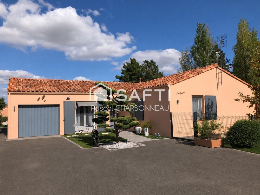 Vente Maison PLAIN PIED 3 CHAMBRES GARAGE CARRELE ASSAINNISSEMENT COLLECTIF Mouilleron-saint-germain