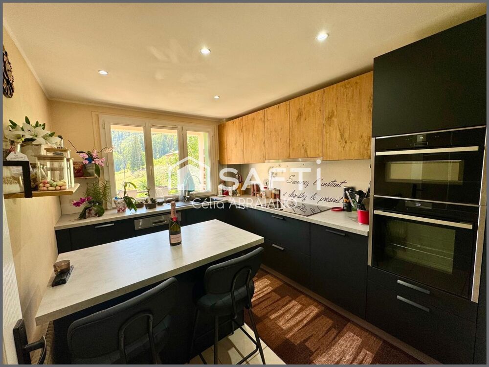 Location Appartement A LOUER - BEL APPARTEMENT 84 M²  RENOVE - MOREZ Hauts de bienne