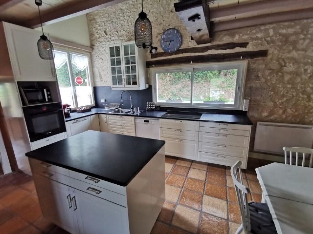Vente Maison Très jolie maison en pierre située à la campagne. Doudrac