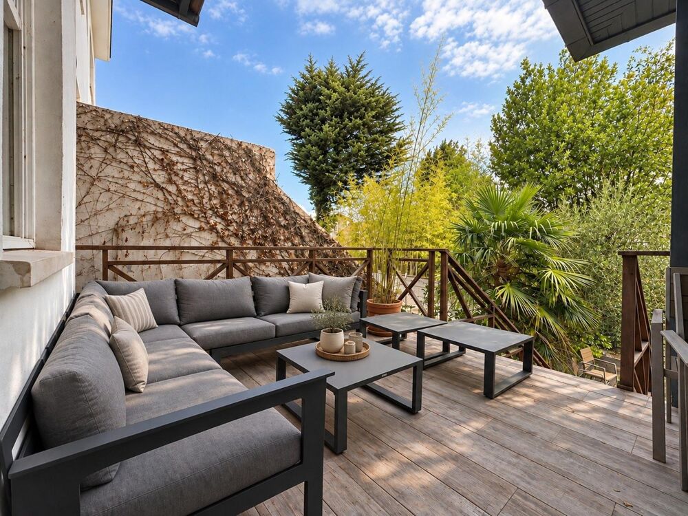 Vente Maison Maison familiale avec piscine, près du Parc Bordelais, à 2 pas du tram Le bouscat