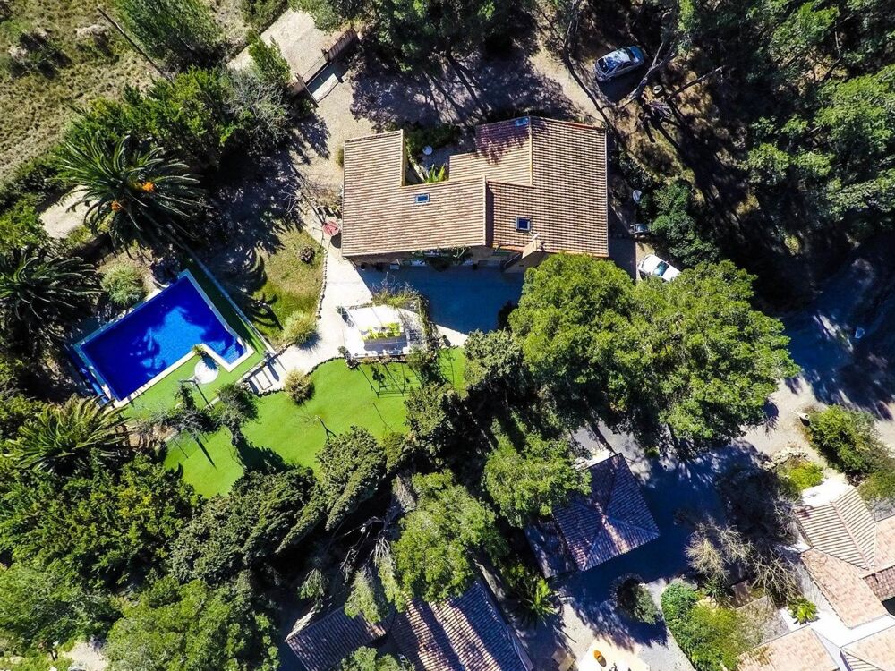 Domaine d'exception unique : 15 ha avec gîtes