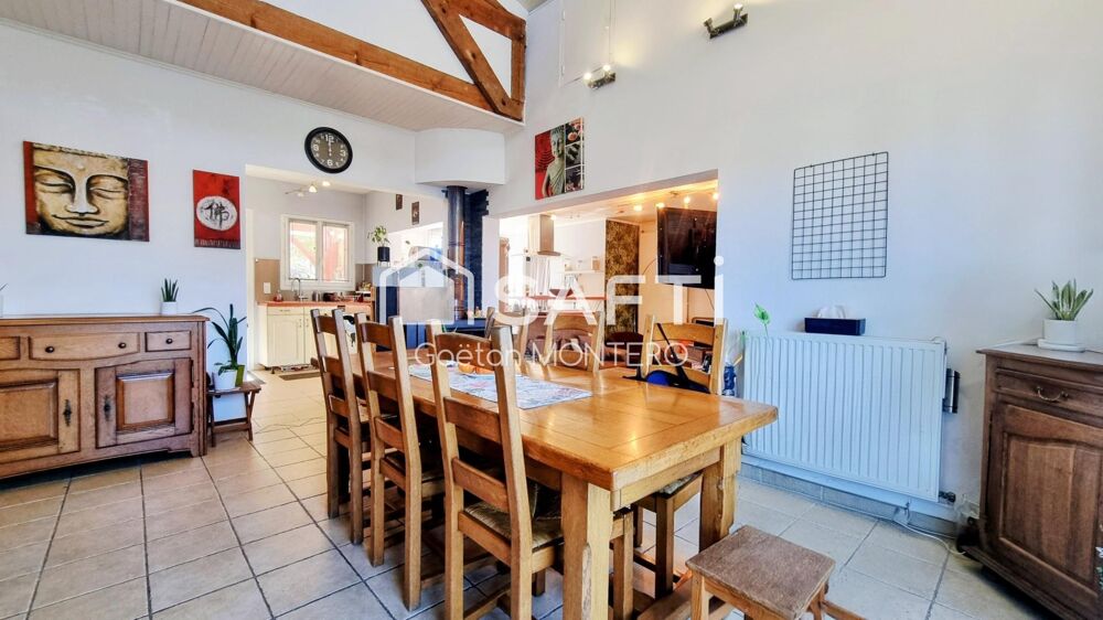 À vendre  Maison en plein centre-ville de Biscarrosse