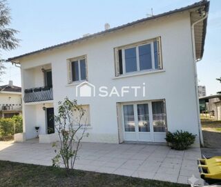  Maison à vendre 8 pièces 136 m²