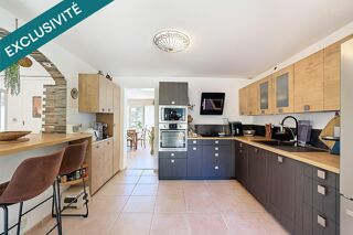  Maison � vendre 9 pi�ces 175 m�